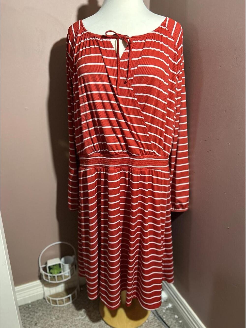 LuLaRoe Jody Dress Womens 2XL Long Sleeve Peasant Smocked Waistband Red Stripes
